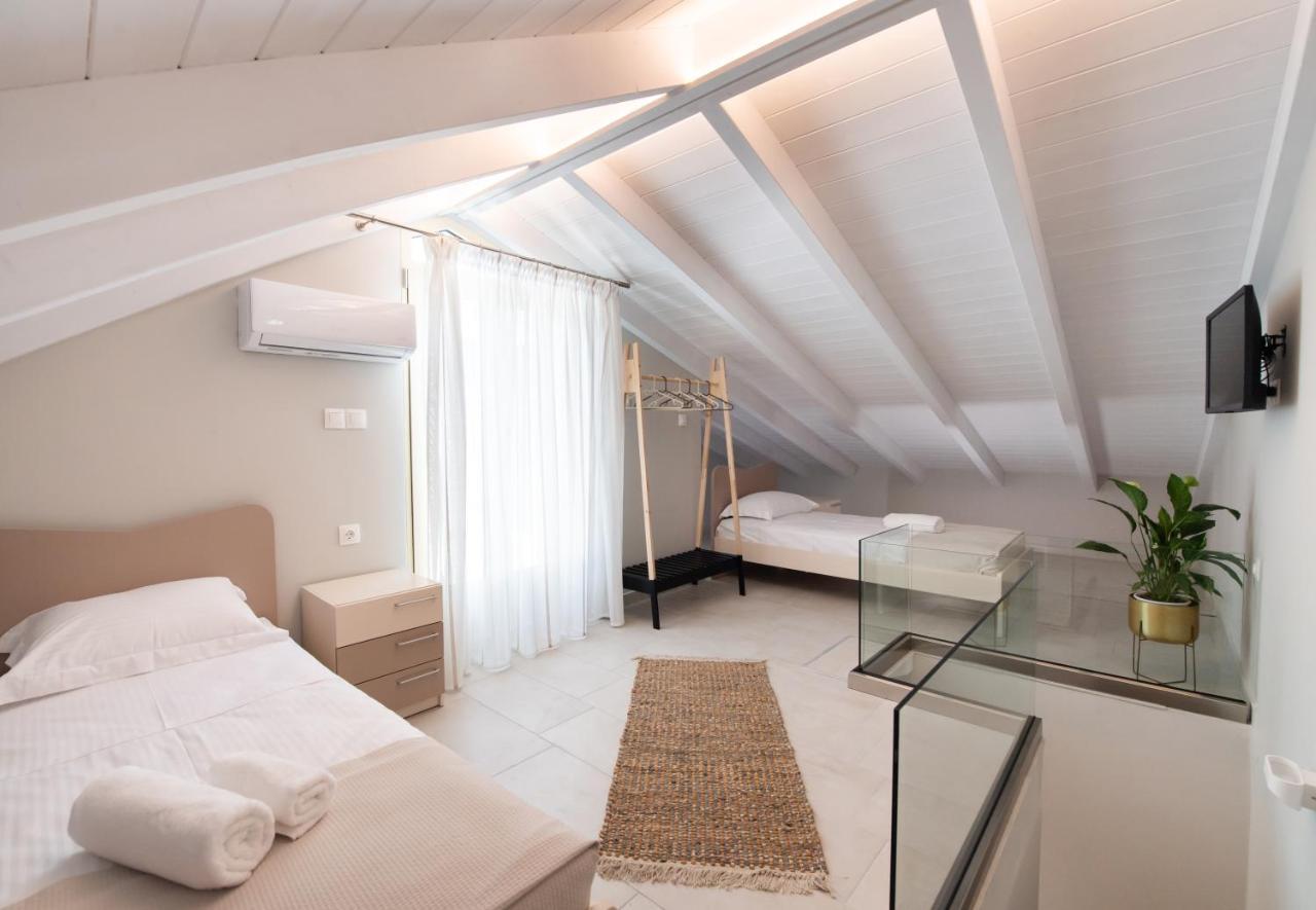 Bianco Stylish Maisonette Nikiana Esterno foto